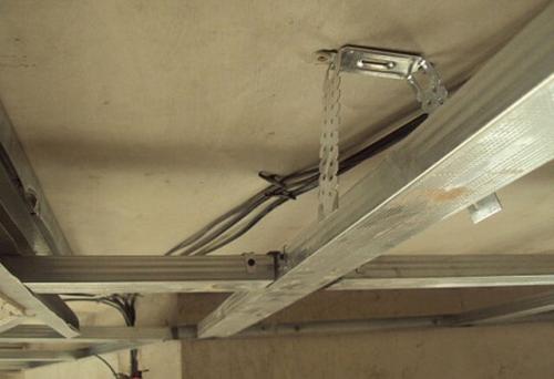 Профиль для подвесного потолка своими руками. Расчет материала для подвесного потолка 15