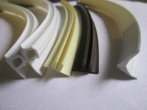 Вставка для натяжного потолка. Функции и выбор вставки