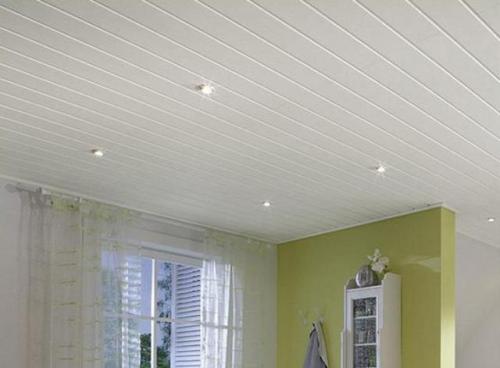 Натяжной потолок для низких комнат. Стоит ли устанавливать натяжные потолки в маленькой комнате 12