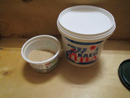 Клей для потолочного плинтуса из пенопласта. Как правильно приклеить потолочный плинтус из пенопласта