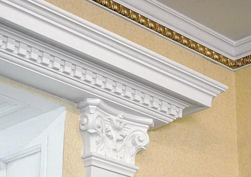 Какие плинтуса лучше для натяжных потолков.. Как подобрать плинтус под натяжной потолок по цвету, форме и дизайну