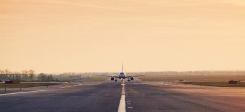 Точка принадлежит прямой обозначение. Точки, Прямые и Отрезки — Определения и Свойства