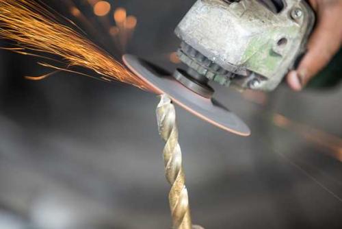 Как подготовить комнату к натяжным потолкам. Подготовка базового потолка