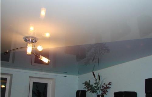 Шов натяжного потолка. Натяжной потолок со швом — идеальное решение для больших помещений