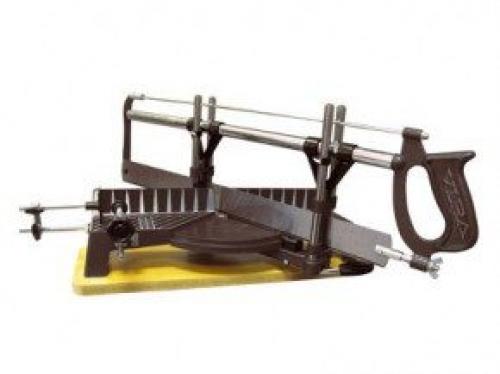 Как отрезать напольный плинтус под 45 градусов без стусла. Классический способ подрезки