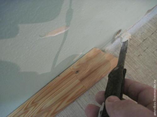 Монтаж деревянного плинтуса своими руками. Подготовка, расчет и нарезка 14 Монтаж деревянного плинтуса своими руками. Подготовка, расчет и нарезка 14