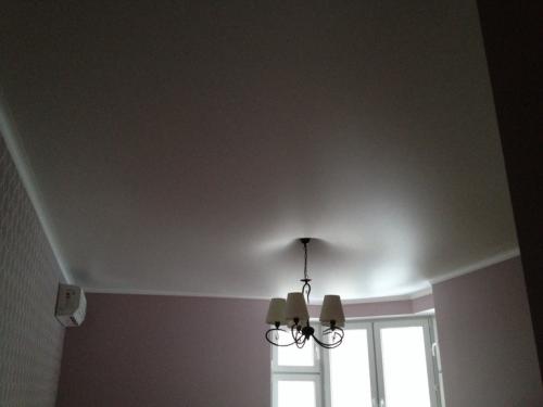 Провис натяжной потолок в квартире. Самые распространенные причины 15