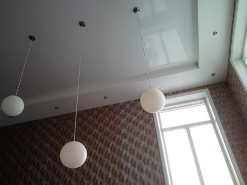 Как смонтировать натяжной потолок своими руками. Монтаж натяжного потолка 04 Как смонтировать натяжной потолок своими руками. Монтаж натяжного потолка 04