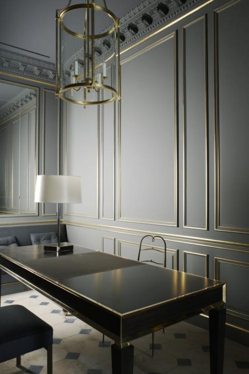 Как подогнать обои под потолочный плинтус. Как обрезать обои под потолочный плинтус ? 10 Как подогнать обои под потолочный плинтус. Как обрезать обои под потолочный плинтус ? 10