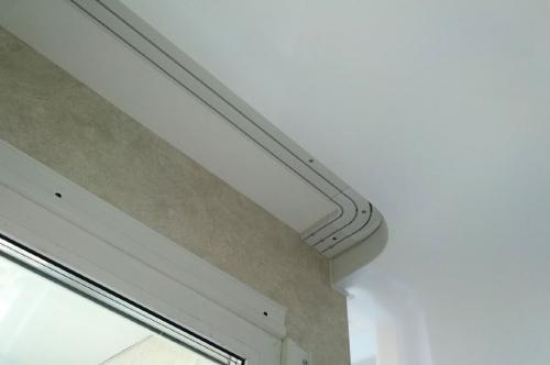 Профиль для натяжного потолка под скрытый карниз. Виды конструкций скрытых карнизов для натяжных потолков 06 Профиль для натяжного потолка под скрытый карниз. Виды конструкций скрытых карнизов для натяжных потолков 06