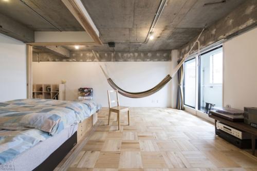 Много ли пыли при установке натяжного потолка. Какие потолки пылят очень сильно