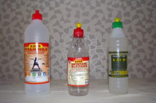 На что и как клеить потолочный багет из полиуретана. Установка плинтусов 02 На что и как клеить потолочный багет из полиуретана. Установка плинтусов 02