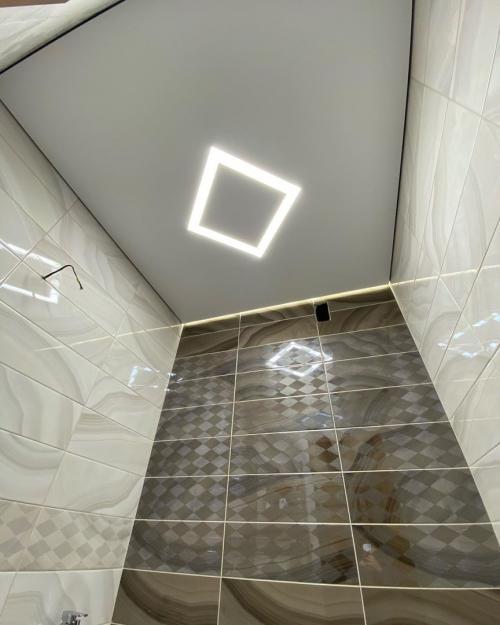 Теневой шов на потолке. Теневой натяжной потолок