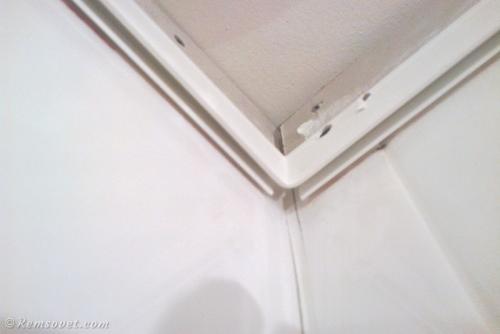 Советы по креплению багета для натяжных потолков. Потолочный багет для гарпунного крепления натяжного потолка 28