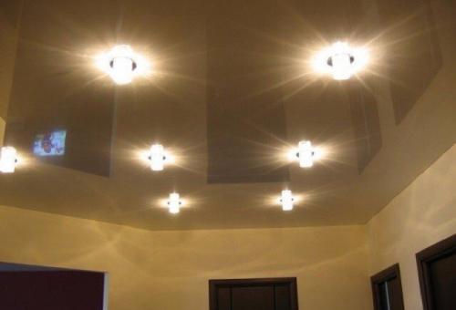 Натяжной потолок вплотную к потолку. Особенности и характеристики натяжного потолка