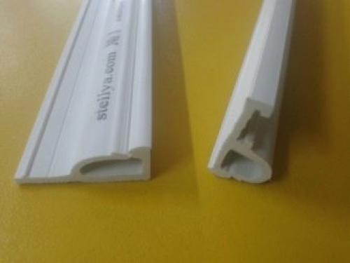 Как крепится натяжной потолок. Распространенные способы крепления натяжного потолка к потолку 21