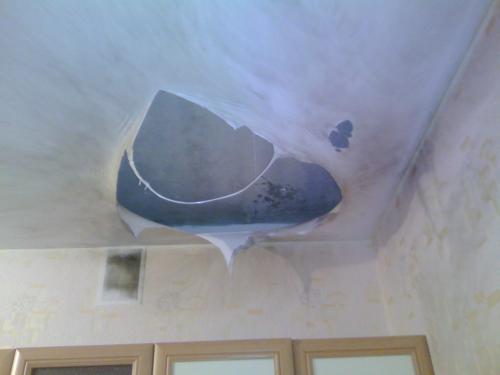 Косяки при установке натяжных потолков. Типичные и грубые ошибки мастеров при установке натяжных потолков