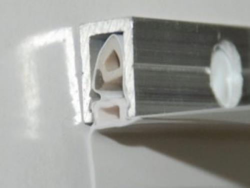 Как сделать натяжной потолок самому по шагам. Разметка натяжного потолка и монтаж багета 04 Как сделать натяжной потолок самому по шагам. Разметка натяжного потолка и монтаж багета 04