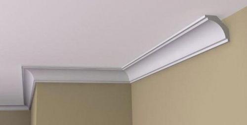 Багет на натяжной потолок. Назначение и особенности потолочного плинтуса