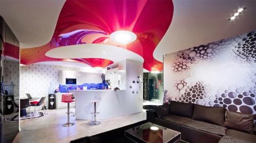 Как выбрать натяжной потолок в зал. Натяжные потолки для зала: красивый дизайн гостиной