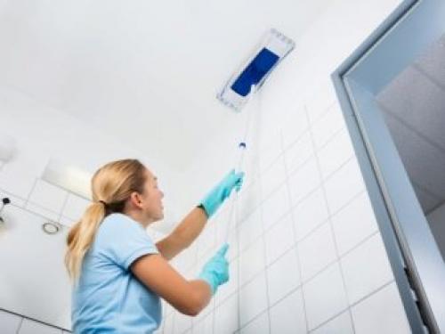 Глянцевые или матовые натяжные потолки. Особенности 01 Глянцевые или матовые натяжные потолки. Особенности 01