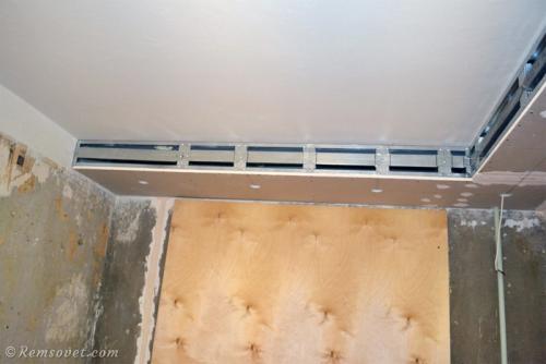 Как крепить багет для натяжного потолка. Виды багетов 12 Как крепить багет для натяжного потолка. Виды багетов 12