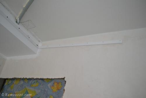 Крепление багета для натяжных потолков. Разметка 11