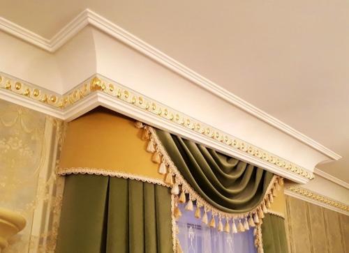 Багета для штор к потолку. Разновидности багетных карнизов