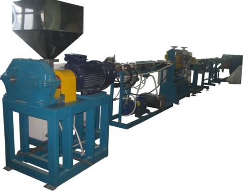 Багет пвх для натяжных потолков. Багет для натяжных потолков: изделия из алюминия и ПВХ, общие свойства и различия в использовании