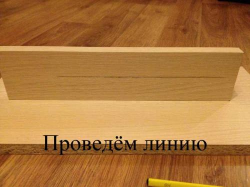 Как клеить потолочный плинтус. Монтаж потолочного плинтуса.