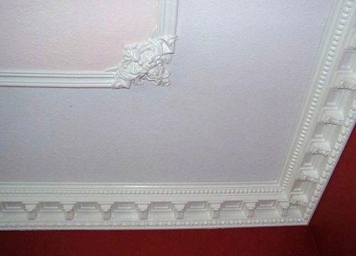 Чем клеить багеты из пенопласта. Что необходимо знать