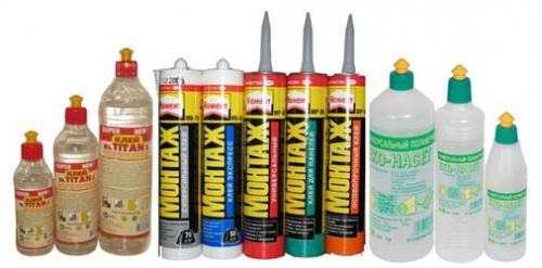 Клей для потолочного плинтуса титан. Выбор клея для потолочного плинтуса