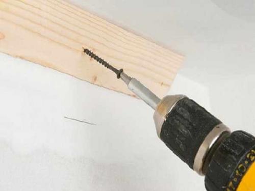 Пластиковые багеты для потолков, как клеить. Виды багета на потолок 04 Пластиковые багеты для потолков, как клеить. Виды багета на потолок 04