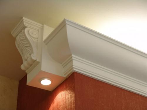 Отклеился потолочный плинтус. Почему отклеиваются потолочные плинтусы