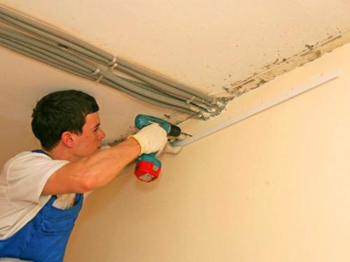 Багет пвх потолочный. Пластик