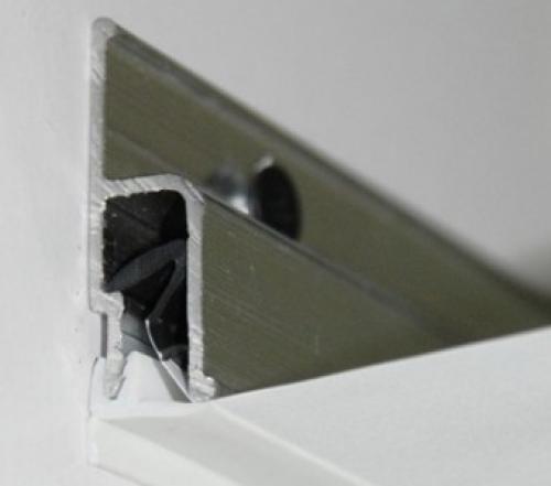 Натяжной потолок с алюминиевым профилем. Алюминиевый профиль для натяжных потолков – возможные варианты и способы их установки