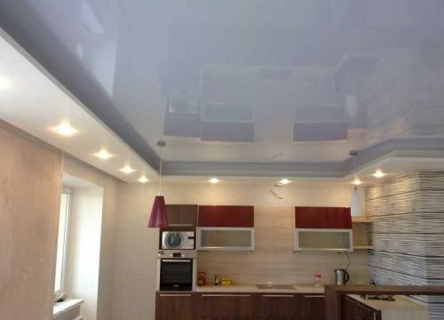 Как помыть натяжной потолок — подробная инструкция, как и чем помыть потолок без разводов