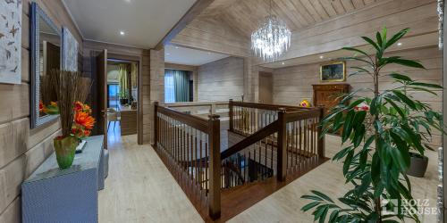 Преимущества и недостатки натяжных потолков. Особенности 02