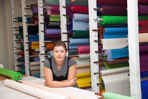 Установка тканевых натяжных потолков. Достоинства и недостатки тканевых натяжных потолков 02