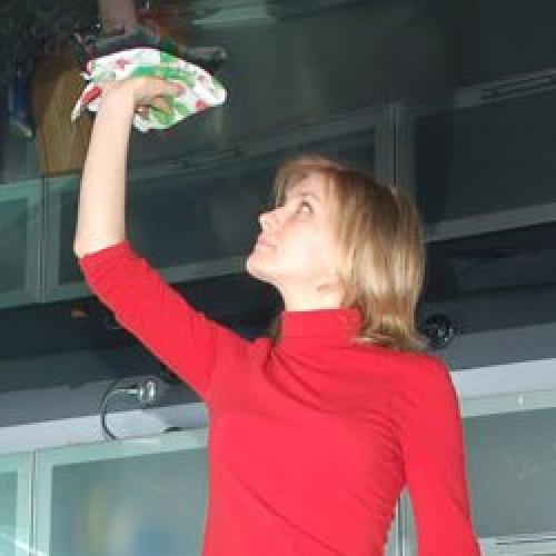 Когда нельзя делать натяжной потолок. Натяжные потолки – особенности деликатного ухода