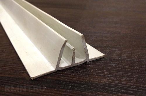 Установка натяжного потолка ПВХ. Куда и на какой высоте крепится 04